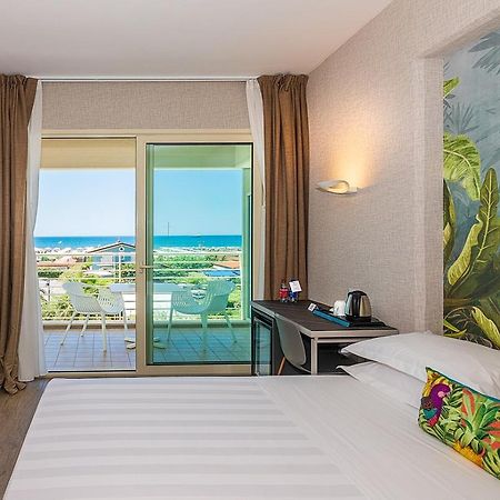 Hotel Joseph 马里纳-迪-皮特拉桑塔 外观 照片